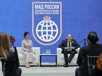 Заседание дипломатического клуба.jpg