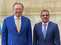 ПОСОЛ СИНГАПУРА.jpg