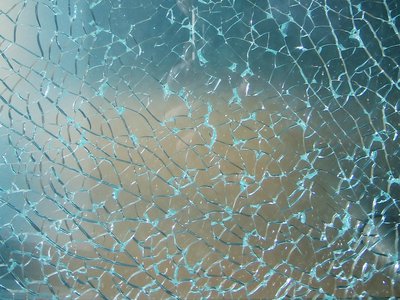 broken-glass-1224466.jpg
